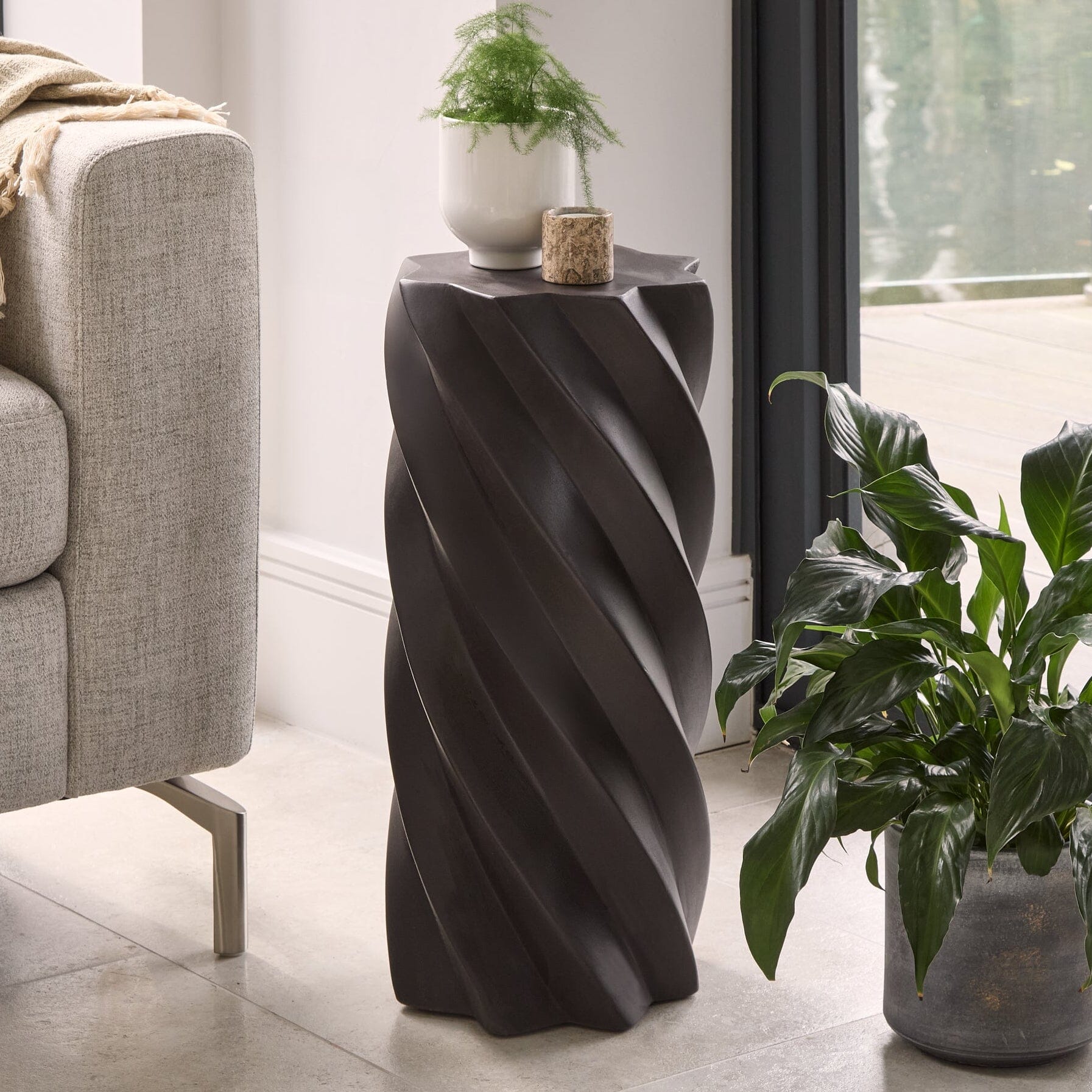 BIANCA_25CM_SIDE_TABLE_350a817f-6ac7-47bf-bbed-fc15bc1625a8 Bianca Black Concrete Side Table - Image 1
