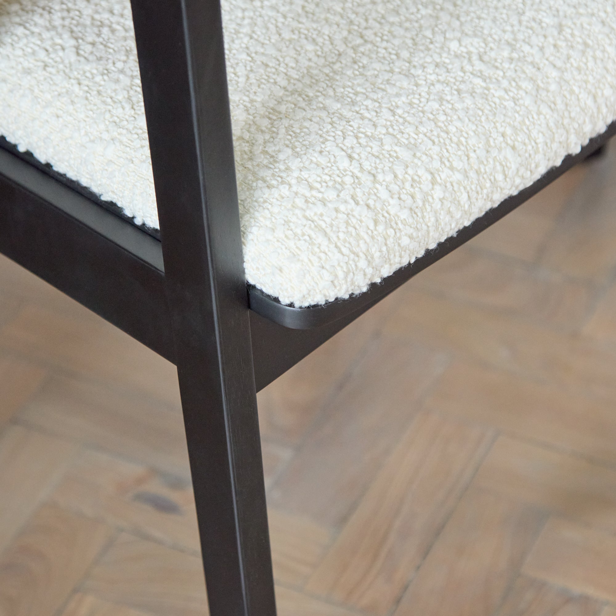 Charlotte Black Oak Round Dining Table Set - 4 Seater - Ella Black Oak Carver Chairs - Off White Boucle - Image 11
