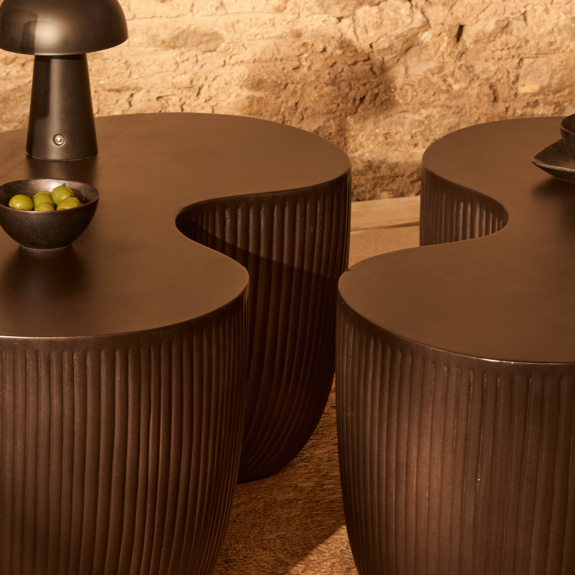 Sohan 84cm Kidney Garden Coffee Table - Set of 2 - Lava Black - Image 2