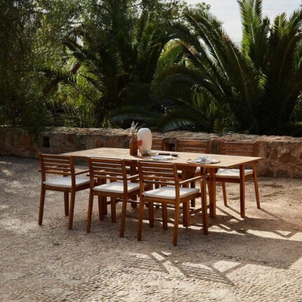 Aspen 6 Seater Wooden Extendable Garden Dining Set with Cushions