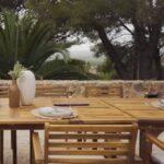 Aspen 8 Seater Wooden Garden Dining Set with Cream Parasol - 160cm to 240cm - Image 6
