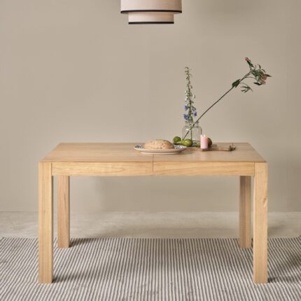 Outlet - Magnus Pale Oak Extendable Dining Table