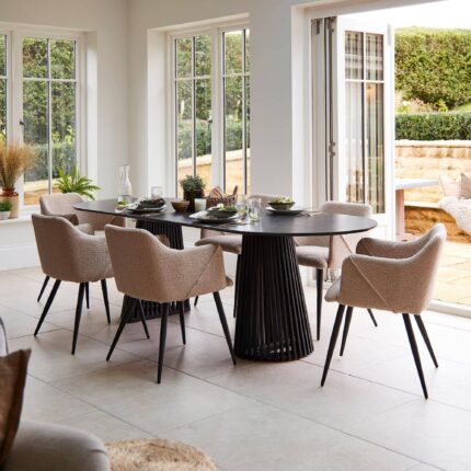 Outlet - Amy Armchairs - Set of 2 - Boucle With Black Legs