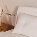 Una 2 Seater Double Sofa Bed - White Teddy - Image 9