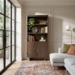 Mylor Oak 2 Door Display Bookcase - Image 2