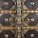 Iron & Brass Door On Stand From Shekhawati - 19th Century - Image 5