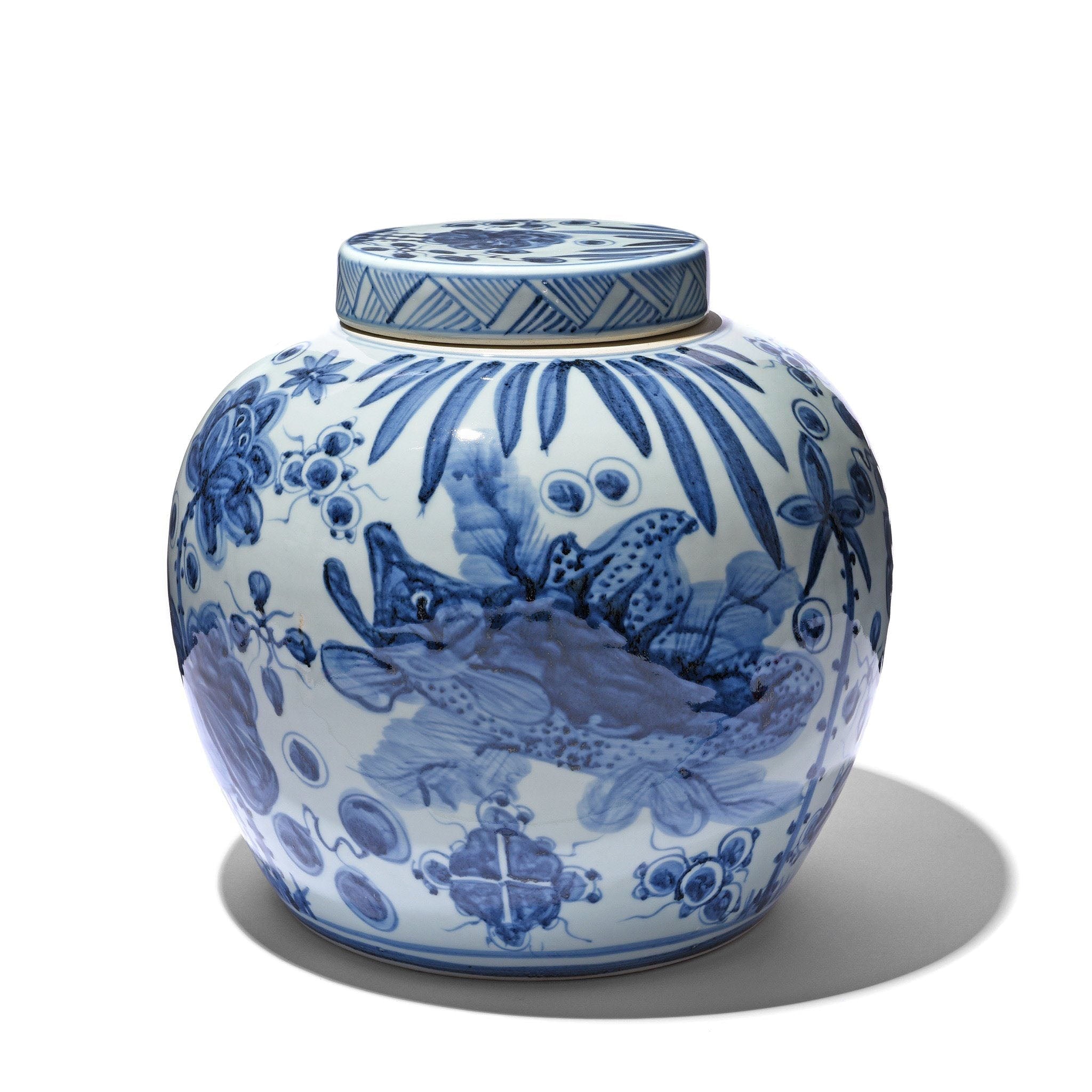 C1124 Blue & White Porcelain Ginger Jar - Fish Design - Image 1