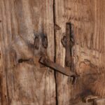 Iron Bound Elm Doors From Shanxi Province - 19th Century - Image 8