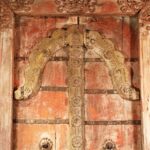 Teak Window with Original Painting from Gujarat - 19thC - Image 3