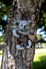 Peeking Koala Tree Hugger Resin Garden Ornament Outdoor Decoration